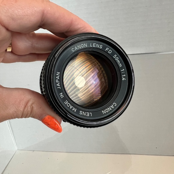 CANON OEM LENS FD 50mm F/1.4 MF Standard Lens From JAPAN Vintage - Picture 1 of 3